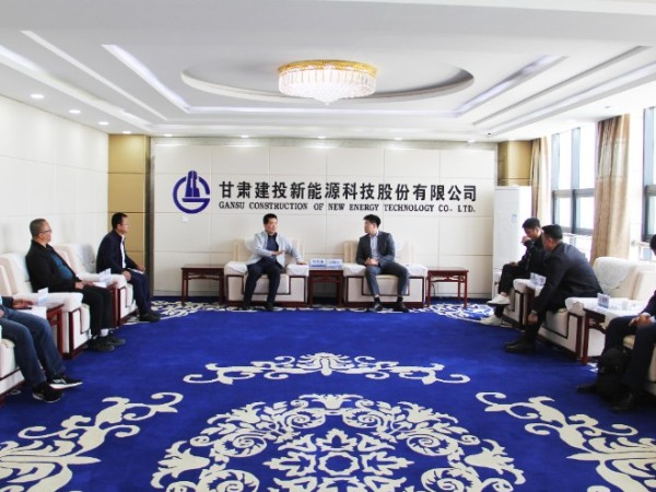 大連融科儲能技術發(fā)展有限公司、 山西雙凱新能源公司領導一行赴 甘肅建投新能源公司進行業(yè)務洽談
