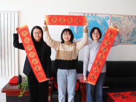 “提筆繪福，情滿(mǎn)萬(wàn)家” ——新能源公司開(kāi)展“送萬(wàn)福、進(jìn)萬(wàn)家”活動(dòng)